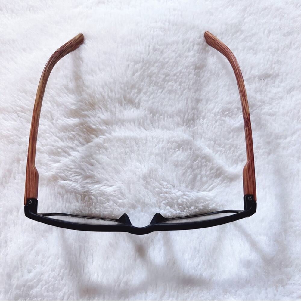 Olivia Black with Light Wood Reader Glasses - Picture 4 of 11